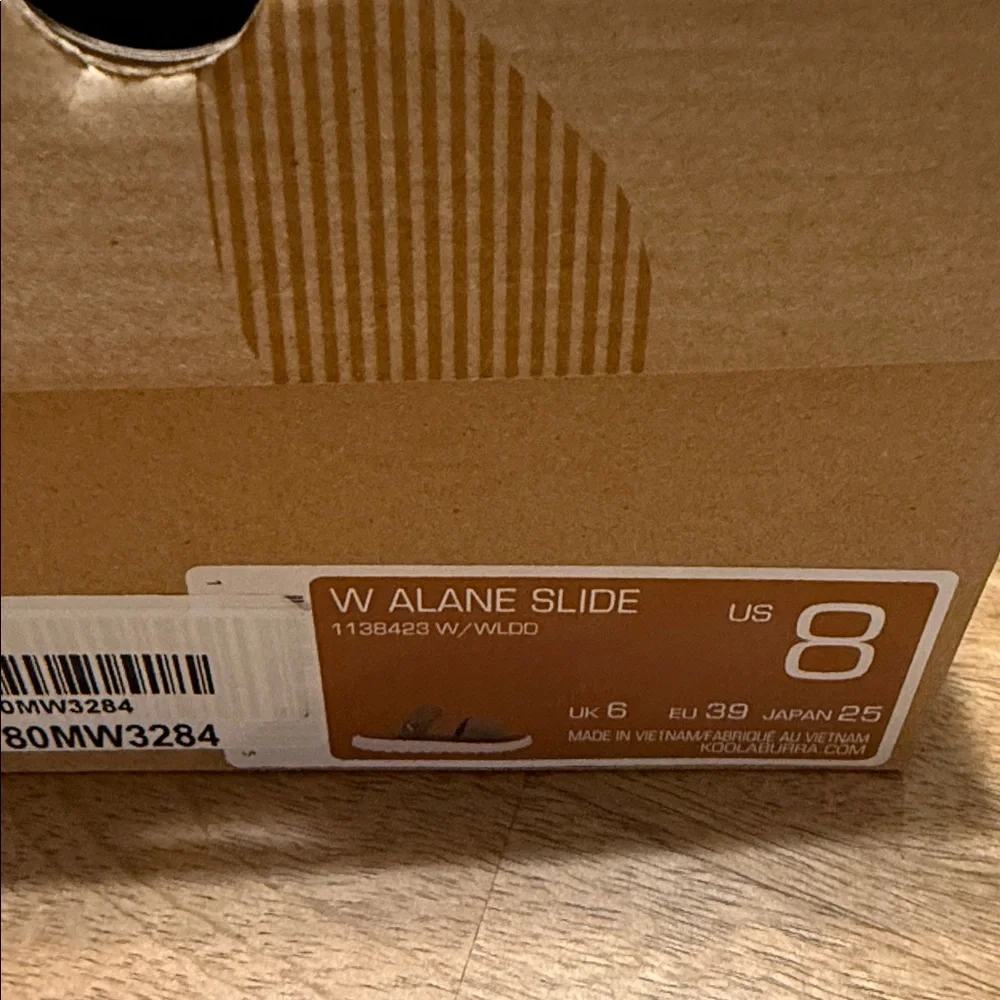 Kookaburra by UGG Alane slides